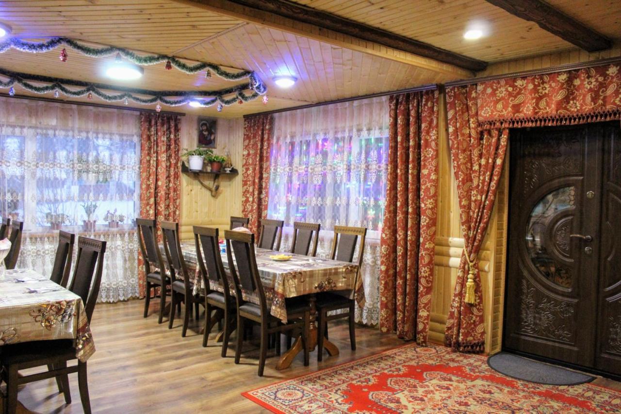 Садиба "У Валентини" Yablunytsya Bagian luar foto